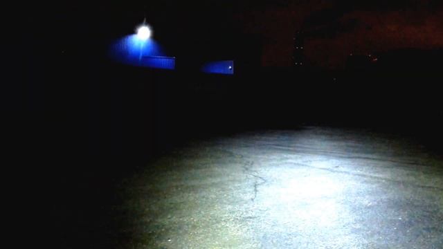 Как светит светодиодная круглая фара 80 вт Нива Уаз Jeep смотреть онлайн