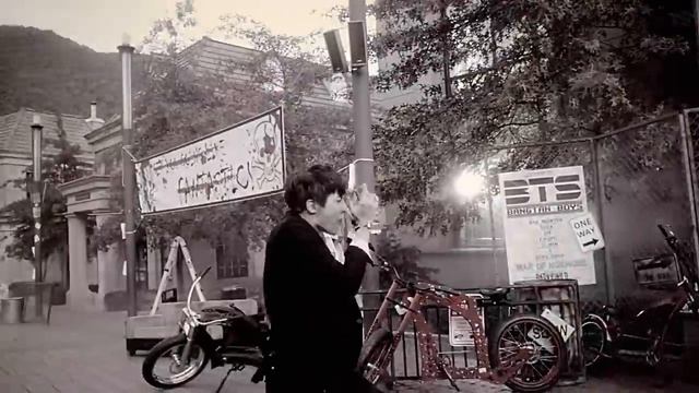 BTS War of Hormone смотреть онлайн