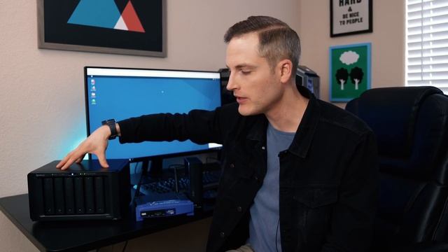 What is a NAS Drive? (External Hard Drive VS. NAS Explained) смотреть онлайн