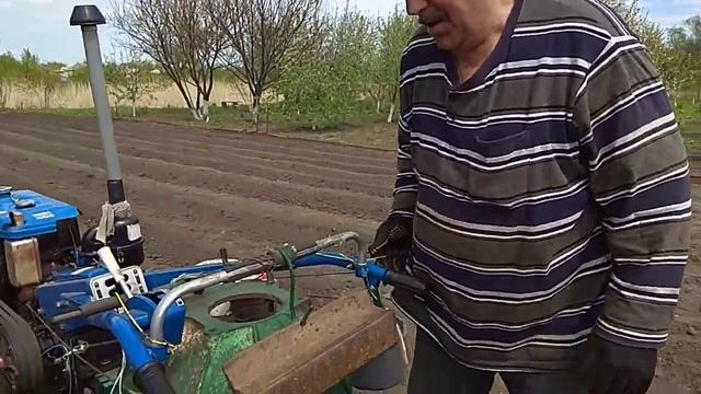 29.04.2022.Заканчиваем сажать картофель. смотреть онлайн