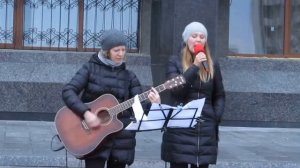 Спаситель может сдвинуть горы - гр.прославления ц."Ковчег" молитва на пл.Независимости 29.10.17