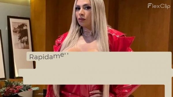 JUJU FERRARI "PAGA PEITINHO" NA LIVE DO SELFIE; VEJA!