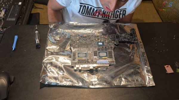 Alienware m18 Disassembly & Repaste