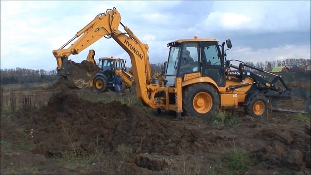 Hyundai H940S Backhoe Backhoe Truck Loading Test
