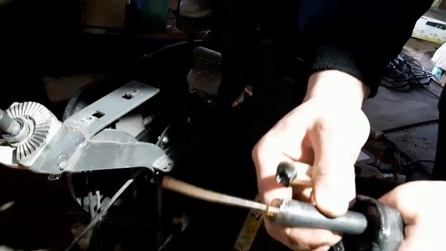 Как смазать редуктор мотокультиватора смотреть онлайн