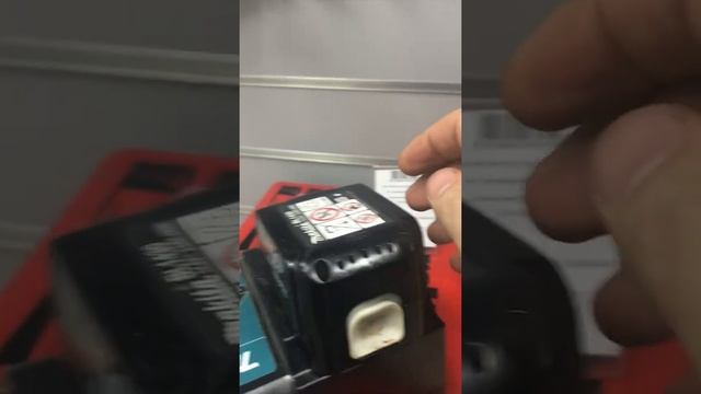 Зарядка макита смотреть онлайн
