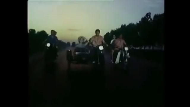 КАПСУЛА ВРЕМЕНИ!!! Чтобы купить пришлось разбить копилку. смотреть онлайн
