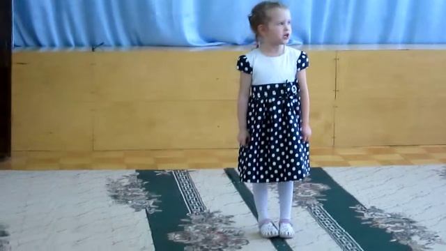 "Чей гриб" Н.Бичурина читает Ксюша Еремеева смотреть онлайн