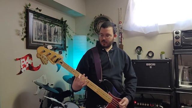 Fender Precision Bass with EMG GZR Pickups смотреть онлайн
