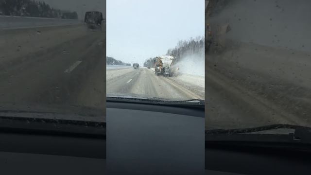 Уборка снега в России смотреть онлайн