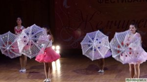 Танец с зонтиками. Исполняет "Шоу-л-дэнс" (Солнцево)