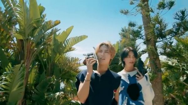 Stray Kids "Time Out" M/V