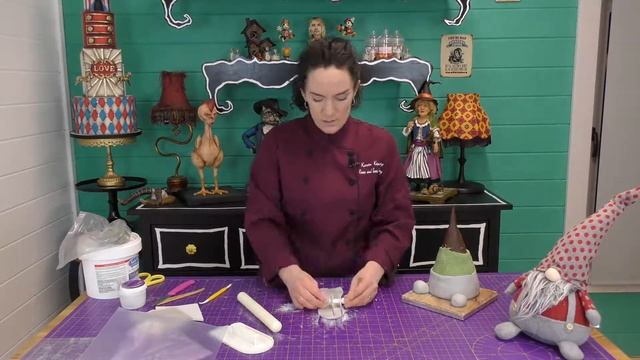 Christmas Gnome Cake смотреть онлайн