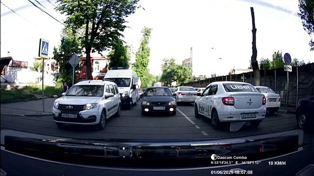Daocam Combo 2CH пример дневной записи на камеру заднего вида