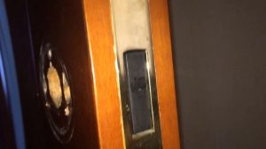 Как заменить магнитный замок для межкомнатной двери | Как сделать магнитный замок тихим