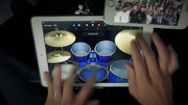 Learn to Fly - Foo Fighters 1000 + 1【 iPad Drum Cover 49 】 смотреть онлайн