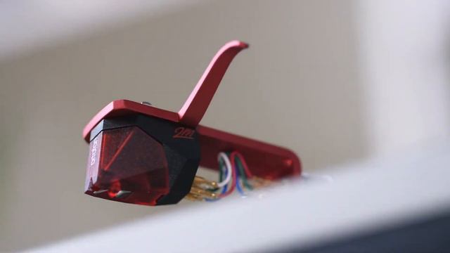 오토폰 2M RED 다목적 포노 카트리지(The Ortofon 2M Red is an all-purpose phono cartridge) смотреть онлайн