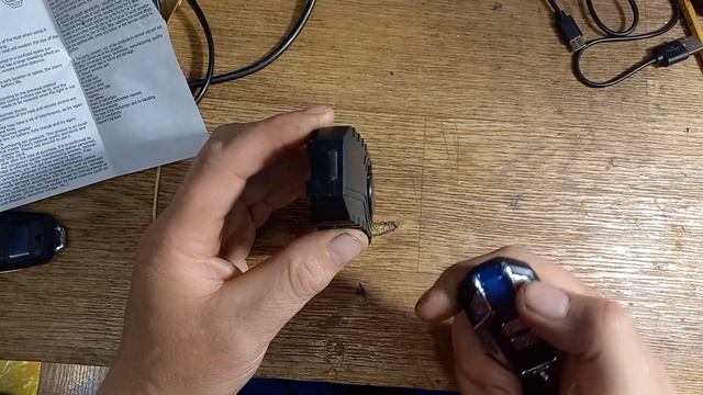 Мотовелоавтоквартирно сигнализация с аккумулятором 3.7v -что внутри ? (КИНОЖУРНАЛ ПАЯЛЬНИК №151) смотреть онлайн