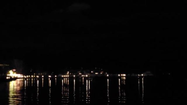 Kelowna, Okanagan Lake, BC / г. Келоуна, Озеро Оканаган. Британская Колумбия, Канада смотреть онлайн