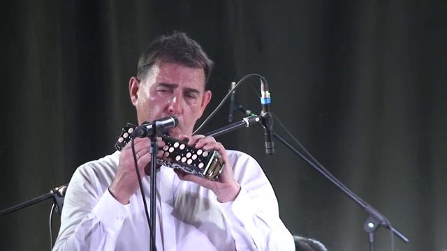 Маленький цветок С Беше Оркестр русских народных инструментов имени Георгия Шендерёва смотреть онлайн