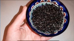 Кунжут - источник кальция. 975 мг. Са в 100 гр. чёрного кунжута