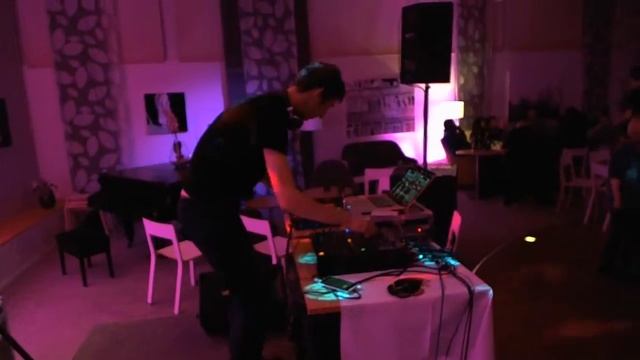 Block Rocking Beats! смотреть онлайн