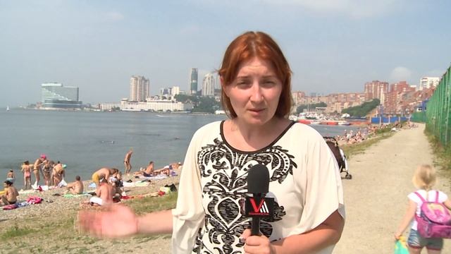 Медузы-крестовики вышли на охоту смотреть онлайн