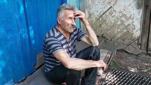 Владимир копает картошку. смотреть онлайн