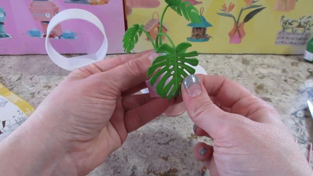 Miniverse Make It Mini Lifestyle Home Series 1 Monstera Plant!!
