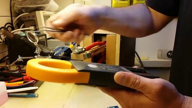 Контактная сварка из трансформатора микроволновки. смотреть онлайн