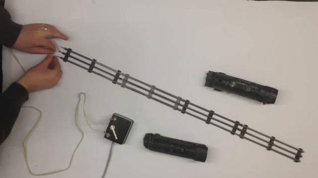 How to hook up wire the old timey 3 rail toy trains смотреть онлайн