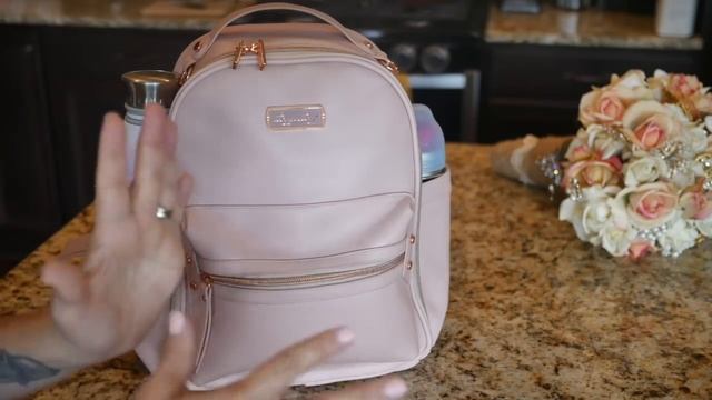 Five Ways Wednesday | How to Pack the Itzy Ritzy Mini | The Sensible Mama смотреть онлайн