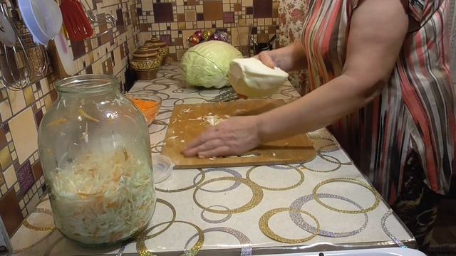 Маринуем капусту без УКСУСА//По рецепту моей невестки// смотреть онлайн