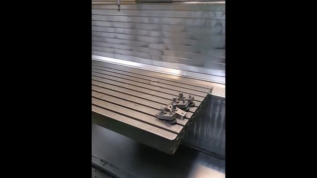 DECKEL MAHO DMU 80 Vertical Machining Centre смотреть онлайн