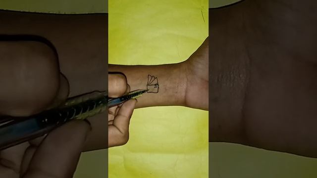 #viral ikka card ♠️ tattoo designs on hand with ball pen ?️#shorts #trending #tattoo #viralshorts смотреть онлайн