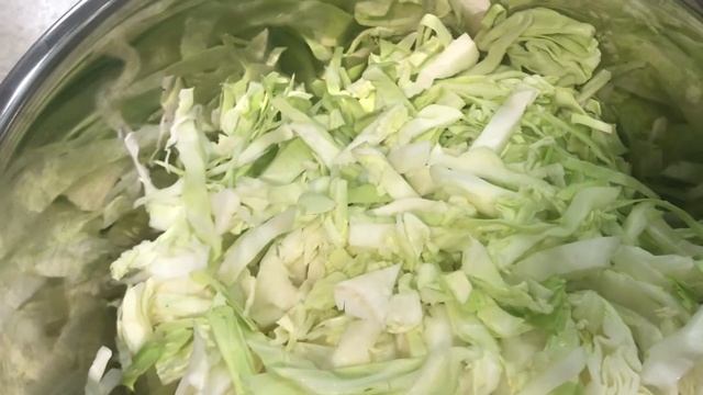 409. Капуста тушеная с домашней курицей. смотреть онлайн