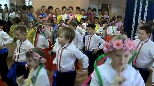 Копия видео "ТАНЕЦ УКРАИНА" смотреть онлайн