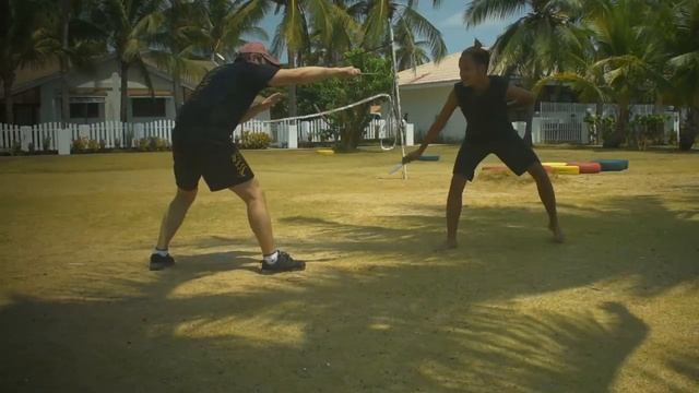 Ножевой бой Knife Fight игры которые делают нас сильнее, Philippines Batangas 2019