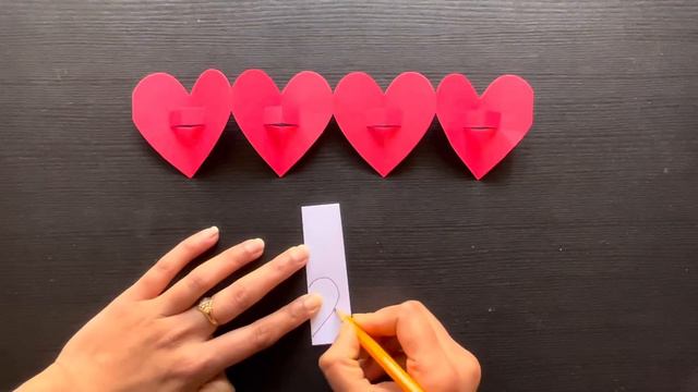 Paper heart garland | Paper heart hangings | DIY Room decoration ideas for Valentine’s Day смотреть онлайн
