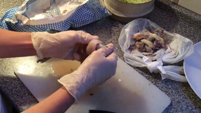 Tintenfisch vorbereiten смотреть онлайн