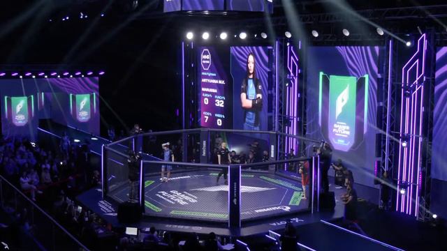 KUZNYA Vs. MMA FIGHTERS. Фиджитал-единоборства. Женщины полулёгкий вес