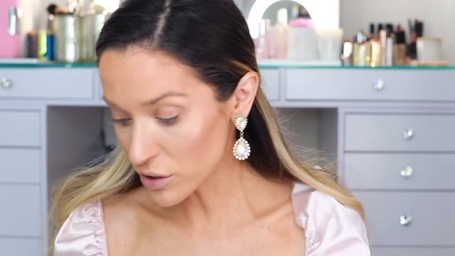 FULL FACE OF CHARLOTTE TILBURY FAVORITES + NEW AIRBRUSH FLAWLESS SETTING SPRAY! смотреть онлайн