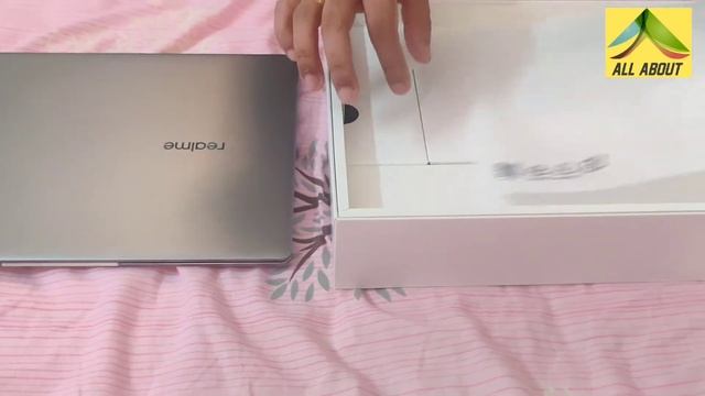 Realmebook Laptop| First look| Unboxing| ? смотреть онлайн