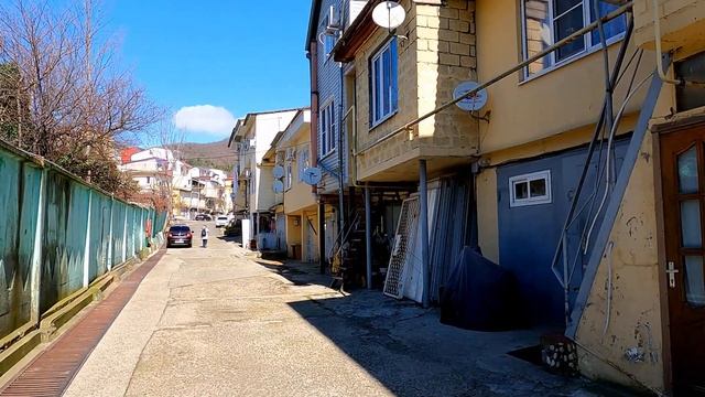 Как живут Лазаревцы! Гаражи -дома, март 2022.?ЛАЗАРЕВСКОЕ СЕГОДНЯ?СОЧИ. смотреть онлайн