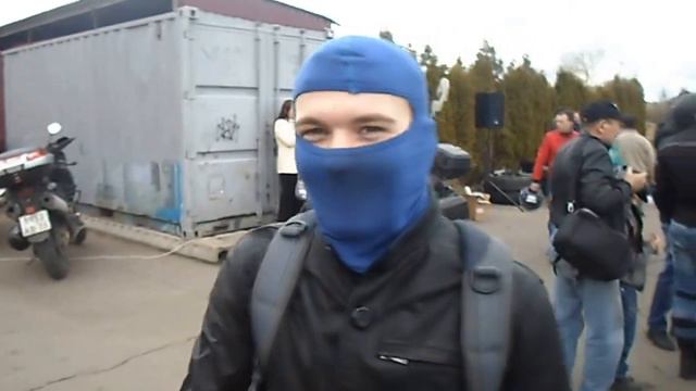 дебил в маске! смотреть онлайн
