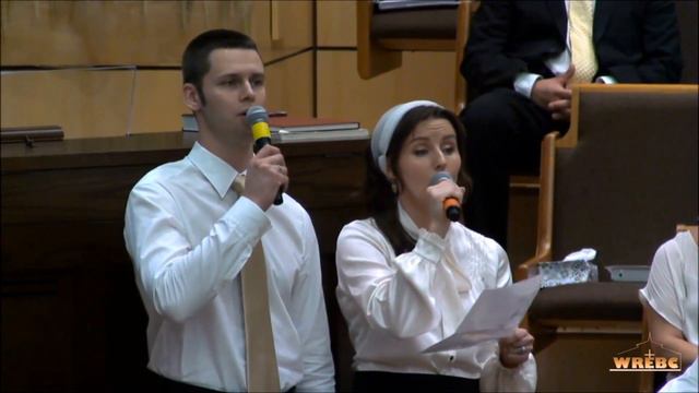ОСЕННИЙ ЛИСТ НА ЗЕМЛЮ ОПАДАЕТ смотреть онлайн