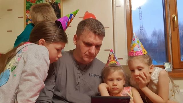 Как же хочется быть маленьким и беззаботным...День рождения Дарины...