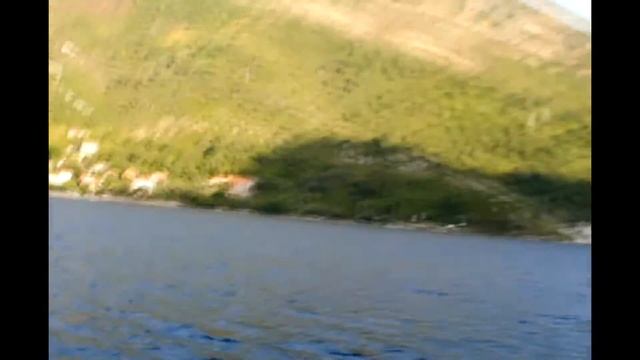 Паромная переправа Лепетане-Каменари смотреть онлайн