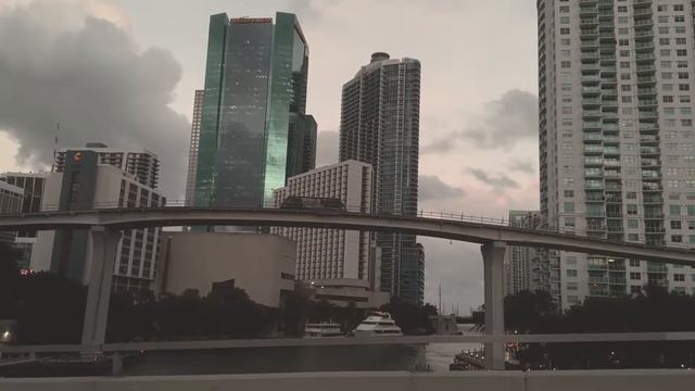 Обзор дома у Атлантического океана in America смотреть онлайн