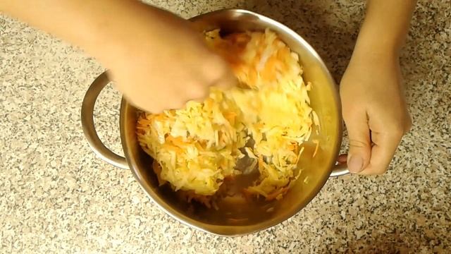 ОЛАДЬИ из КАБАЧКОВ. ОБАЛДЕННЫЙ рецепт. Как у бабушки. ПП смотреть онлайн